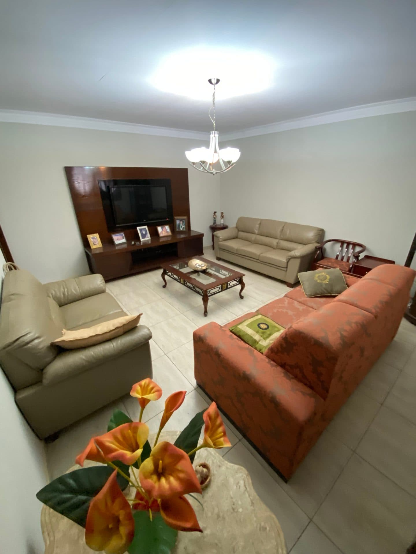 Casa 3 quartos sendo 1 suite - Etapa A - R$ 600mil - Não Aceita Financiamento mas Aceita Proposta! — foto 1